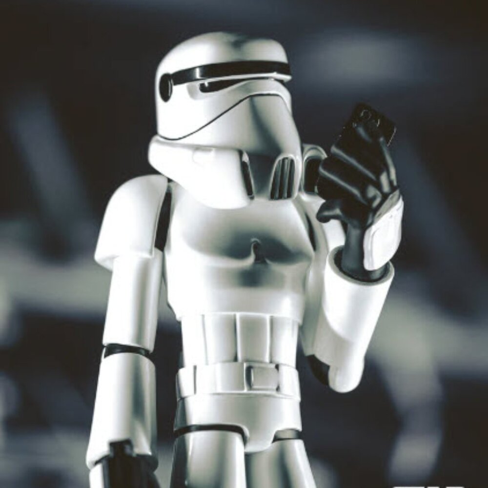 Rodrigo Roji Star Wars Stormtrooper Vinyl Figure - Picture 7 of 8